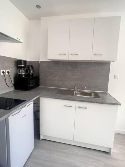 Super Studio Tout Equipe Wifi 2Pers Saint-Quentin  Dış mekan fotoğraf