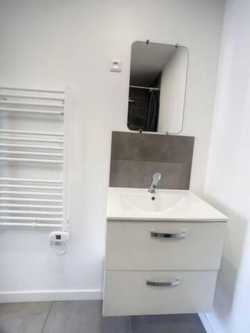 Super Studio Tout Equipe Wifi 2Pers Saint-Quentin  Dış mekan fotoğraf